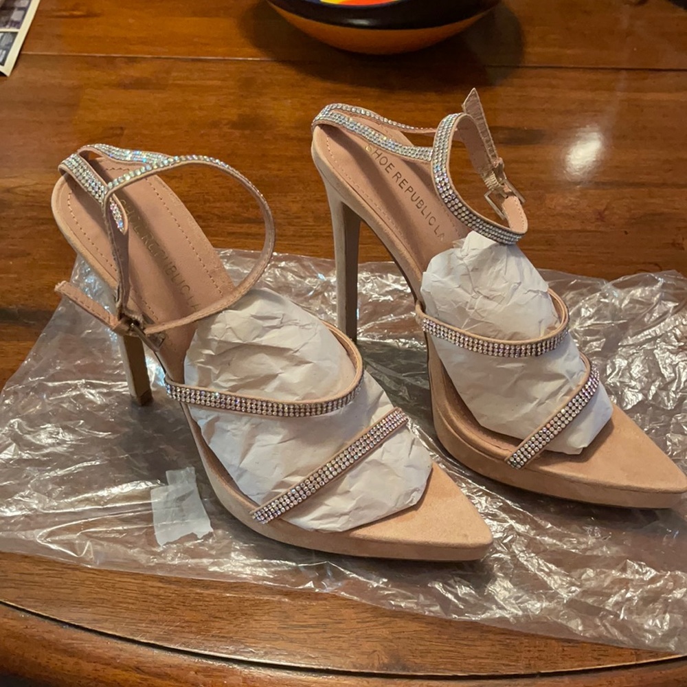 MissLola Nude high heels